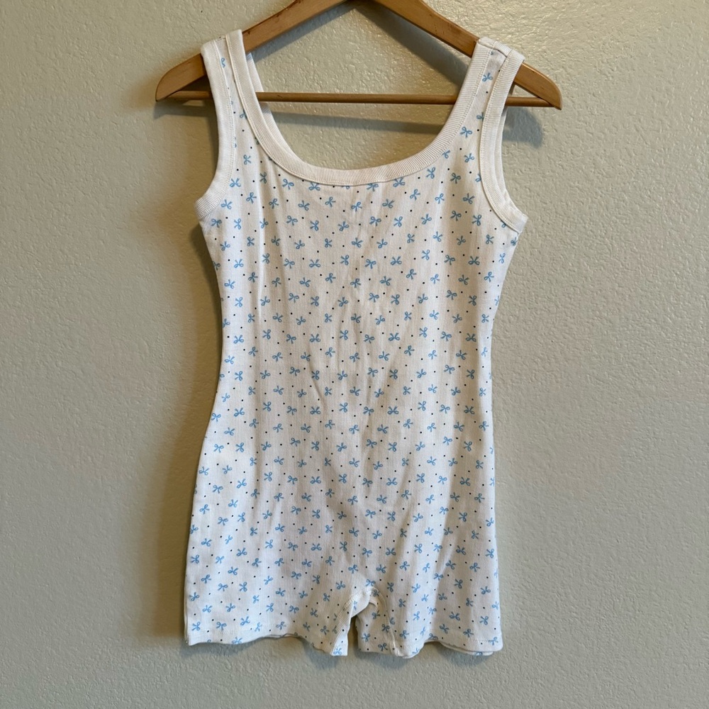 White Blue Bow Romper by Messy Bun Just Chillin Size M